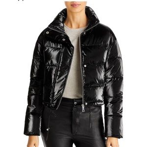 Women's Aqua (Bloomingdale's) Shiny Cropped Puffer - size M